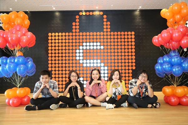 Môi trường làm việc năng động tại Shopee là niềm mơ ước của nhiều người. Nguồn ảnh: Internet